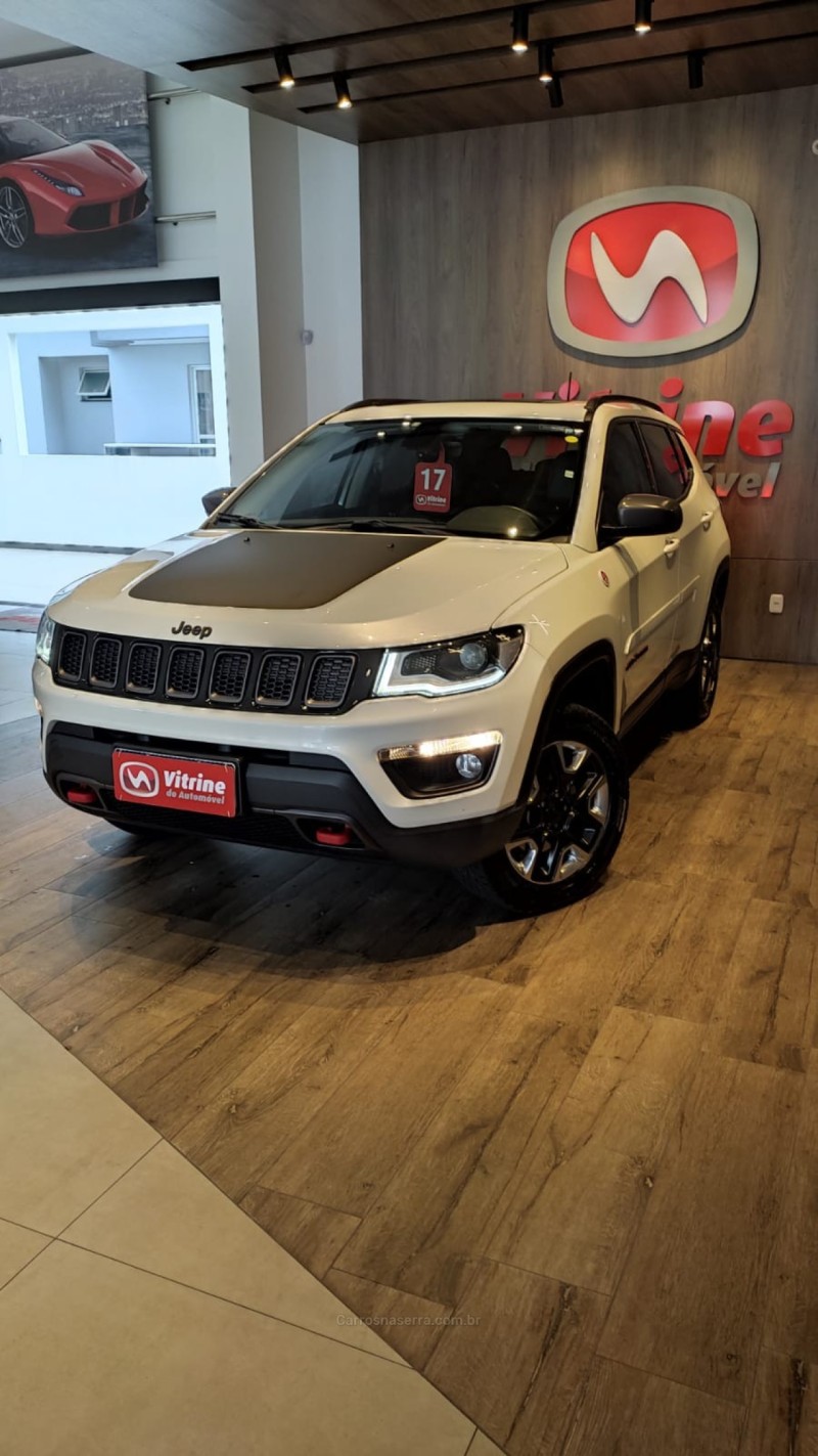 COMPASS 2.0 16V DIESEL TRAILHAWK 4X4 AUTOMÁTICO - 2017 - ERECHIM