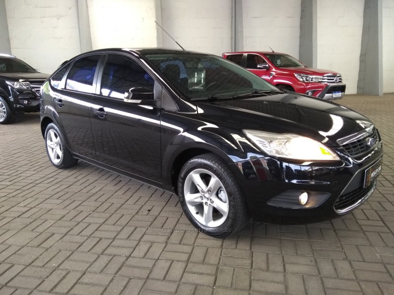 FOCUS 1.6 GLX 8V FLEX 4P MANUAL - 2011 - CAXIAS DO SUL