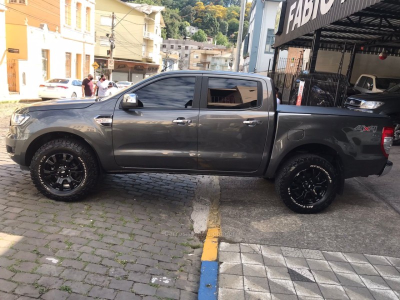 RANGER 3.2 XLT 4X4 CD 20V DIESEL 4P AUTOMÁTICO