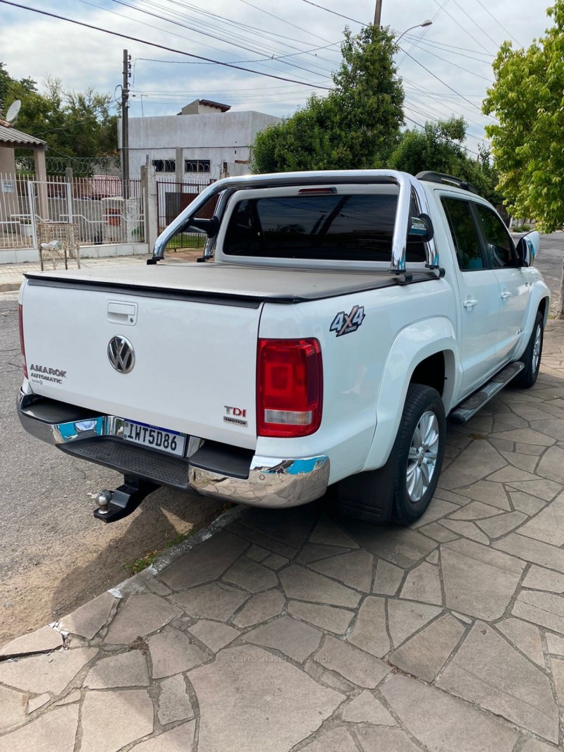 AMAROK 2.0 HIGHLINE 4X4 CD 16V TURBO INTERCOOLER DIESEL 4P AUTOMÁTICO