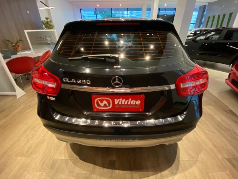 GLA 250 2.0 16V TURBO GASOLINA VISION 4P AUTOMÁTICO - 2015 - ERECHIM