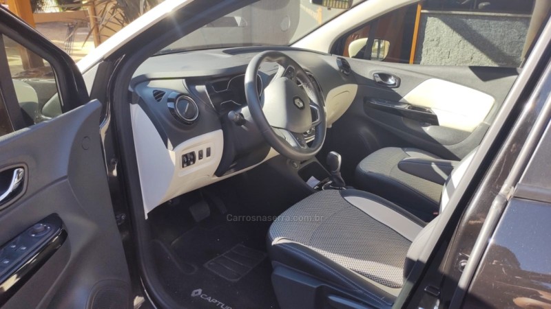 CAPTUR 1.6 16V FLEX INTENSE AUTOMÁTICO - 2019 - GRAMADO