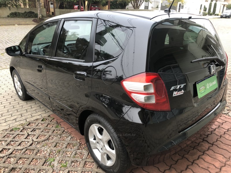 FIT 1.4 LX 8V FLEX 4P MANUAL - 2010 - CAXIAS DO SUL