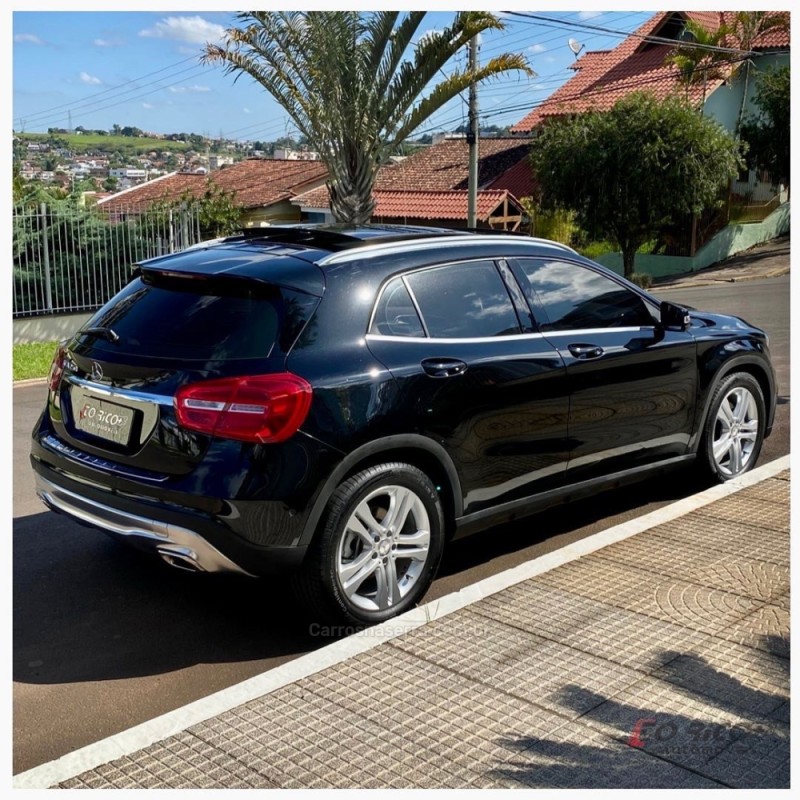 GLA 250 2.0 16V TURBO GASOLINA VISION 4P AUTOMÁTICO - 2015 - CAMPO BOM