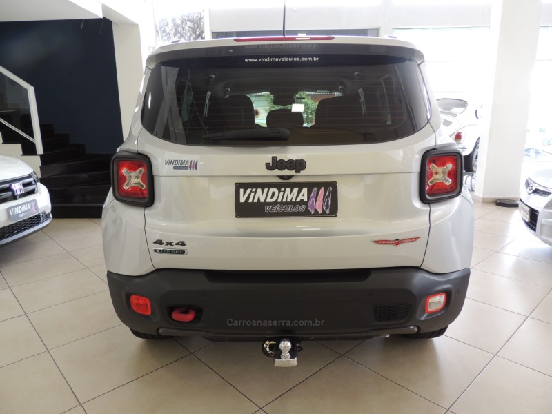 RENEGADE 2.0 16V TURBO DIESEL TRAILHAWK 4P 4X4 AUTOMÁTICO - 2016 - FLORES DA CUNHA