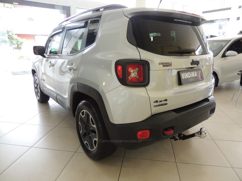 RENEGADE 2.0 16V TURBO DIESEL TRAILHAWK 4P 4X4 AUTOMÁTICO - 2016 - FLORES DA CUNHA