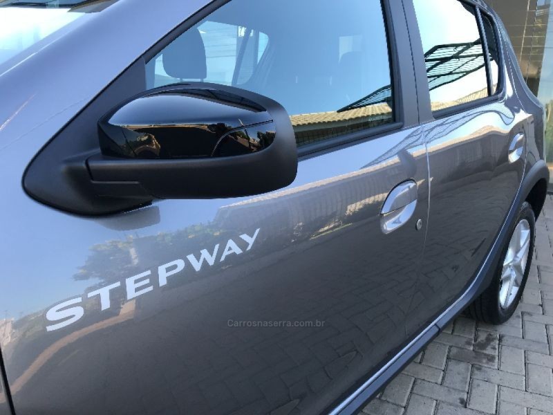 SANDERO 1.6 STEPWAY ZEN 16V FLEX 4P MANUAL - 2022 - TEUTôNIA