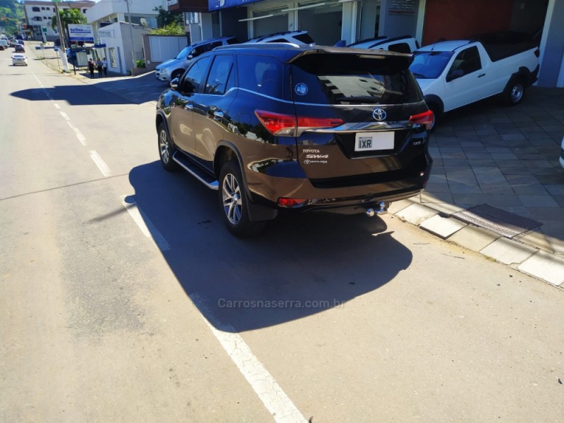HILUX SW4 2.8 SRX 4X4 16V TURBO INTERCOOLER DIESEL 4P AUTOMÁTICO - 2017 - GUAPORé