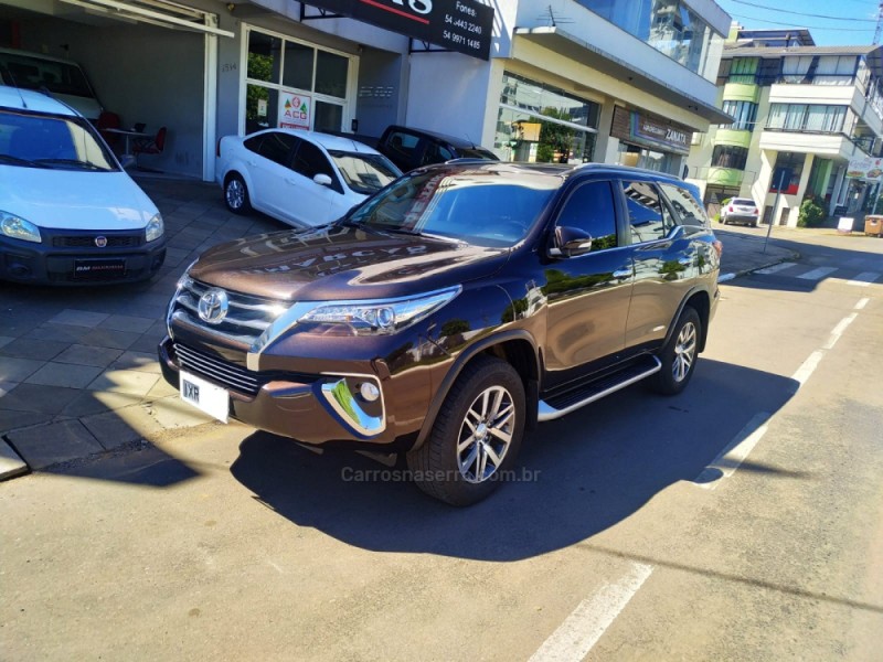 HILUX SW4 2.8 SRX 4X4 16V TURBO INTERCOOLER DIESEL 4P AUTOMÁTICO - 2017 - GUAPORé
