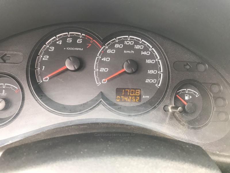 CLASSIC 1.0 MPFI VHCE 8V FLEX 4P MANUAL - 2013 - VACARIA