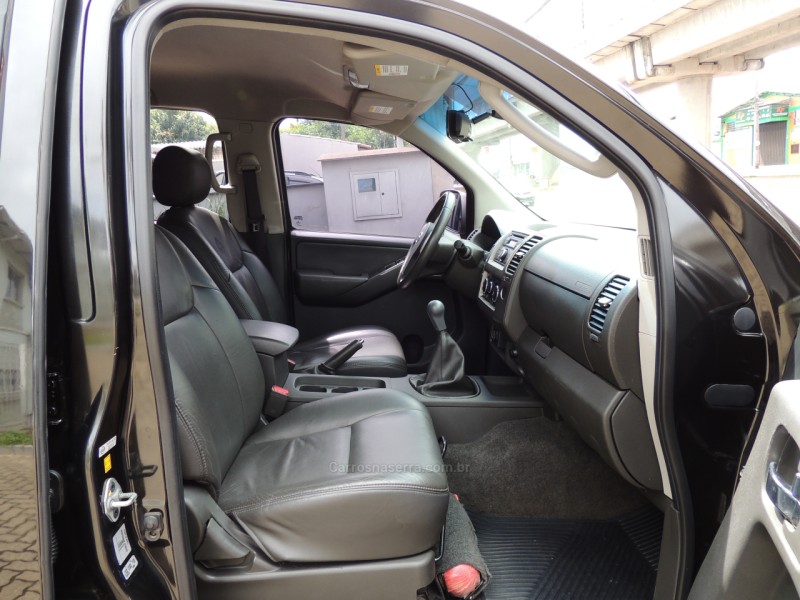 FRONTIER 2.5 SE ATTACK 4X4 CD TURBO ELETRONIC DIESEL 4P MANUAL - 2015 - NOVO HAMBURGO