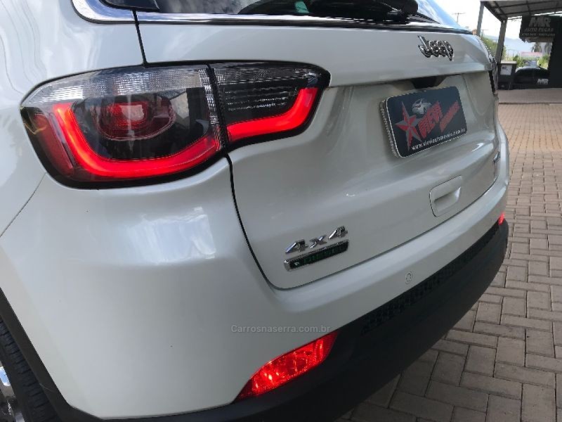 COMPASS 2.0 16V DIESEL LONGITUDE 4X4 AUTOMÁTICO - 2019 - TEUTôNIA