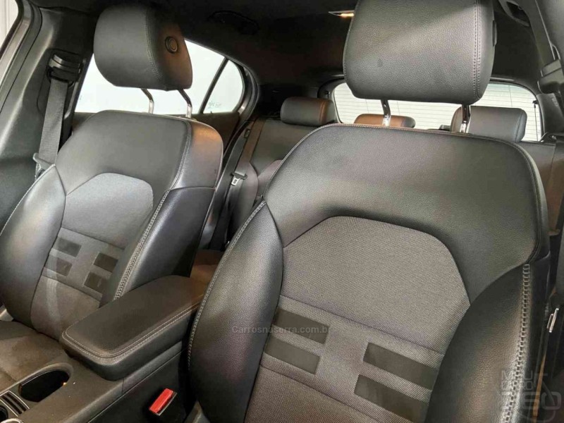 GLA 200 1.6 CGI ADVANCE 16V TURBO FLEX 4P AUTOMÁTICO - 2015 - ESTâNCIA VELHA