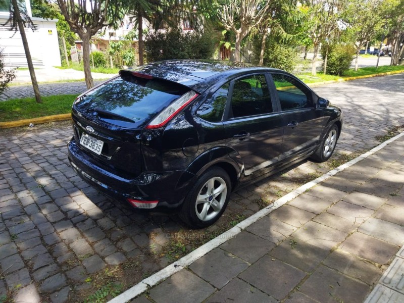 FOCUS 1.6 S 16V FLEX 4P MANUAL - 2013 - FARROUPILHA
