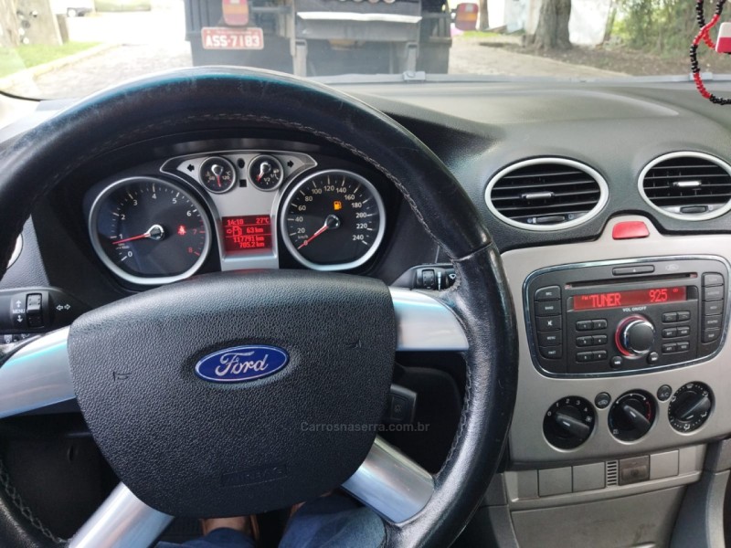 FOCUS 1.6 S 16V FLEX 4P MANUAL - 2013 - FARROUPILHA