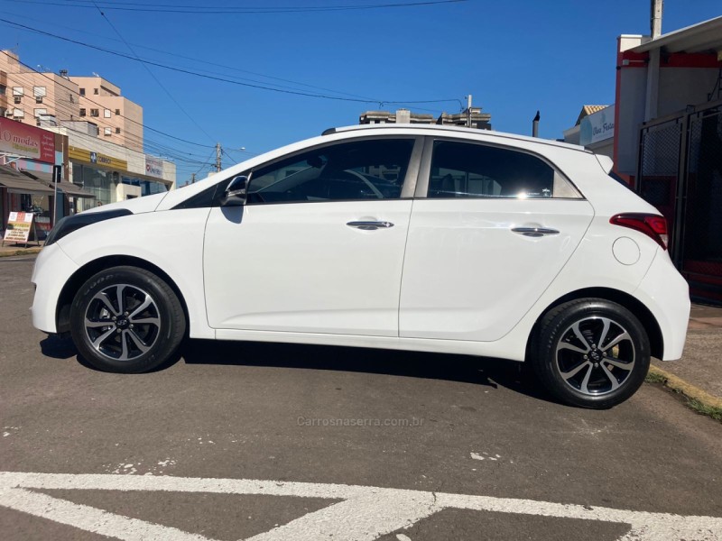 HB20 1.6 R SPEC 16V FLEX 4P AUTOMÁTICO - 2016 - SãO SEBASTIãO DO CAí