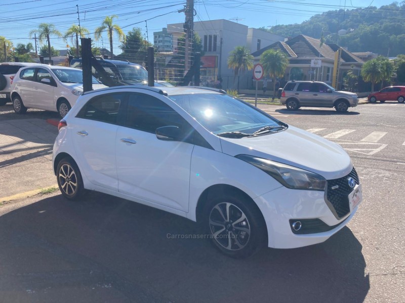 HB20 1.6 R SPEC 16V FLEX 4P AUTOMÁTICO - 2016 - SãO SEBASTIãO DO CAí