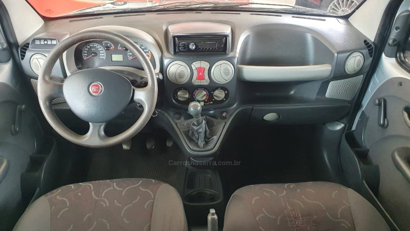 DOBLÓ 1.8 ELX 8V FLEX 4P MANUAL 7 LUGARES - 2009 - CAXIAS DO SUL