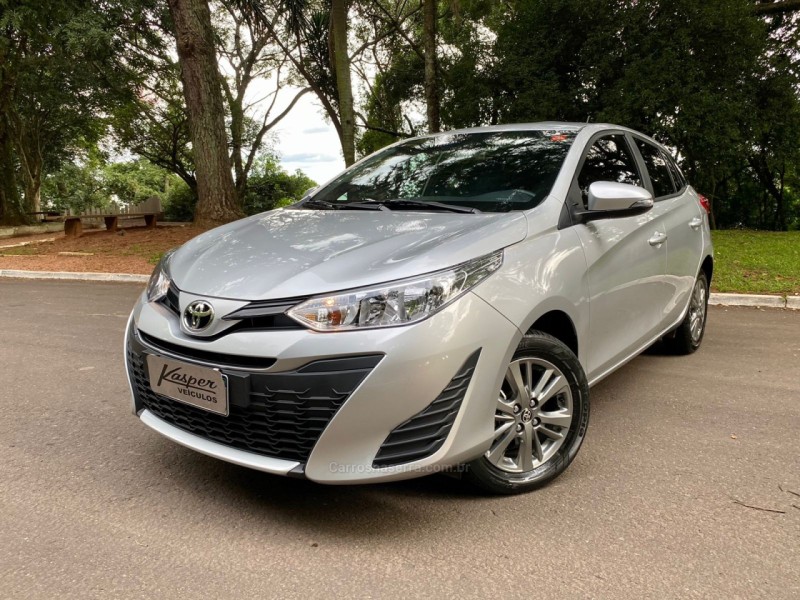 yaris 1.5 xl plus connect 16v flex 4p automatico 2022 dois irmaos