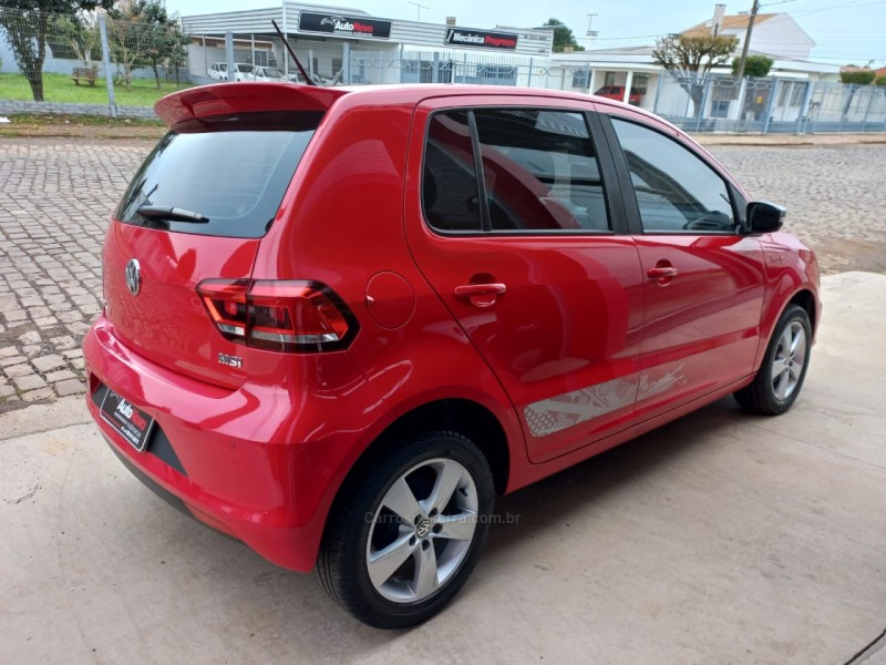 FOX 1.6 MI ROCK IN RIO 8V FLEX 4P MANUAL - 2016 - VACARIA