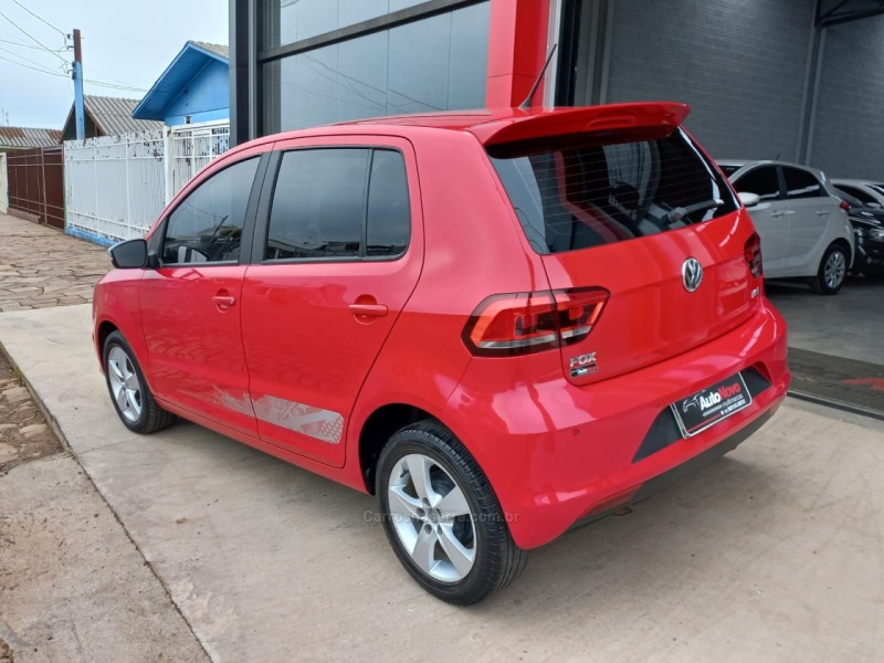 FOX 1.6 MI ROCK IN RIO 8V FLEX 4P MANUAL - 2016 - VACARIA