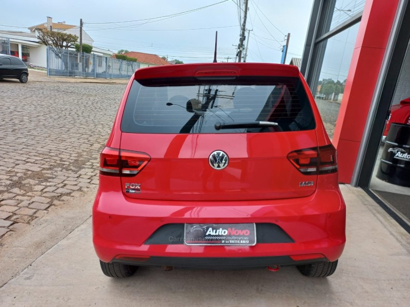 FOX 1.6 MI ROCK IN RIO 8V FLEX 4P MANUAL - 2016 - VACARIA