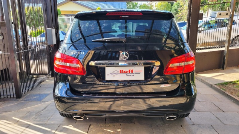 B 200 1.6 TURBO GASOLINA 4P AUTOMÁTICO - 2013 - CAXIAS DO SUL