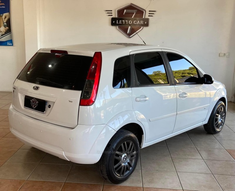 FIESTA 1.6 ROCAM SE 8V FLEX 4P MANUAL - 2014 - IGREJINHA