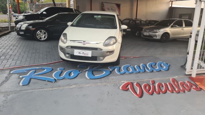 PUNTO 1.8 SPORTING 16V FLEX 4P AUTOMATIZADO - 2014 - CAXIAS DO SUL
