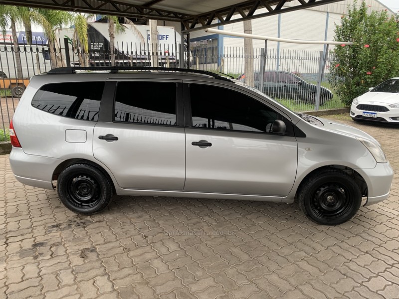 GRAND LIVINA 1.8 16V FLEX 4P MANUAL - 2012 - SãO SEBASTIãO DO CAí