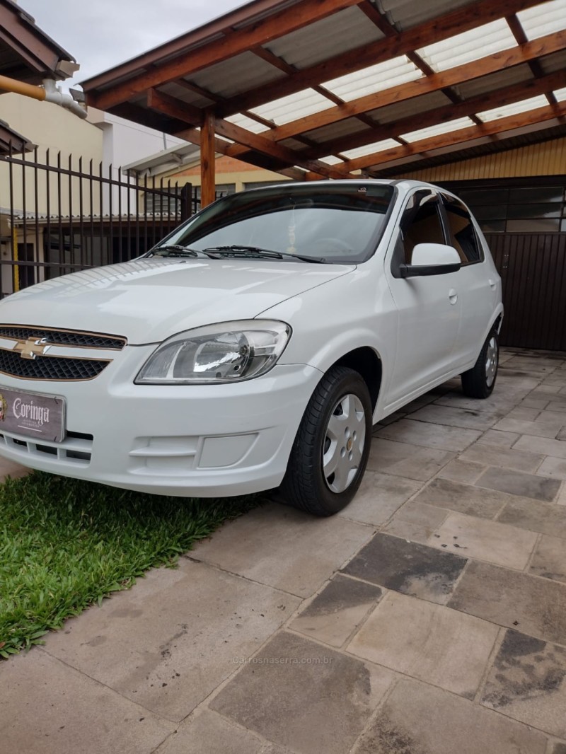 CELTA 1.0 MPFI LT 8V FLEX 4P MANUAL