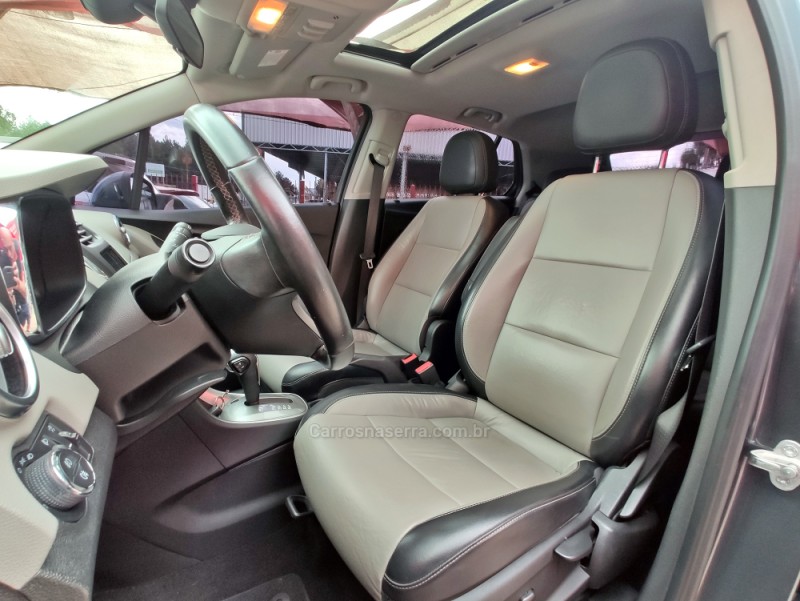 TRACKER 1.8 MPFI LTZ 4X2 16V FLEX 4P AUTOMÁTICO - 2014 - SAPIRANGA