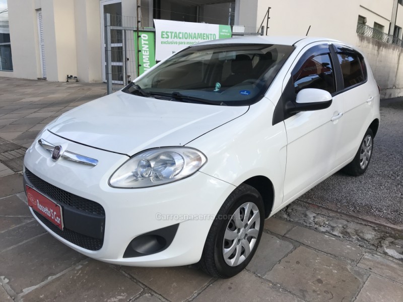 PALIO 1.0 MPI ATTRACTIVE ITÁLIA 8V FLEX 4P MANUAL - 2013 - FARROUPILHA