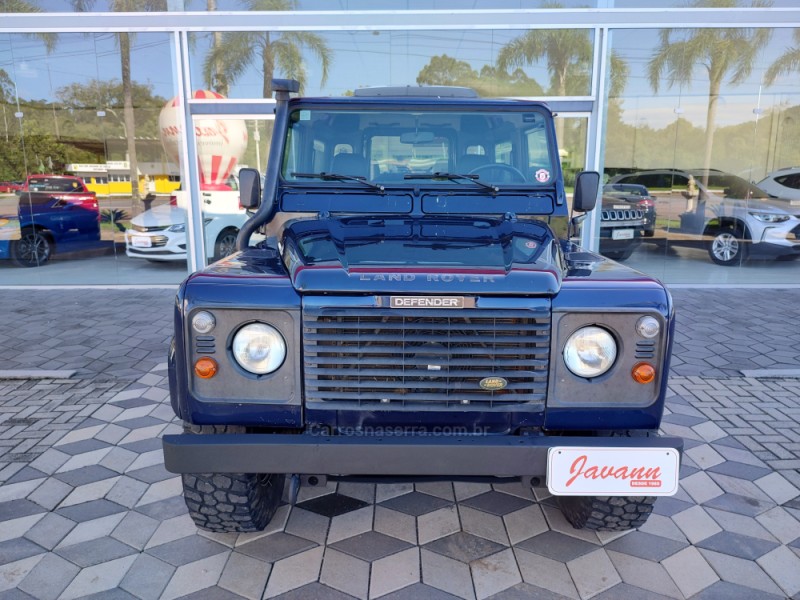 DEFENDER 2.5 90 CSW 4X4 TURBO INTERCOOLER DIESEL 2P MANUAL - 2004 - BOM PRINCíPIO