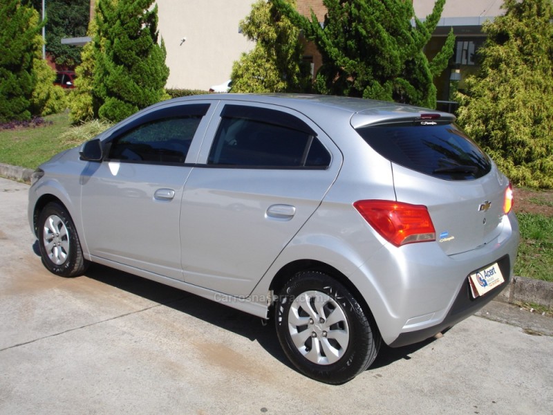ONIX 1.0 LT PLUS 8V FLEX 4P MANUAL - 2017 - CAXIAS DO SUL