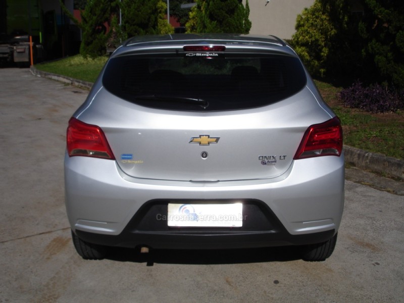 ONIX 1.0 LT PLUS 8V FLEX 4P MANUAL - 2017 - CAXIAS DO SUL