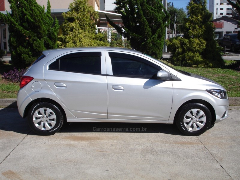ONIX 1.0 LT PLUS 8V FLEX 4P MANUAL - 2017 - CAXIAS DO SUL