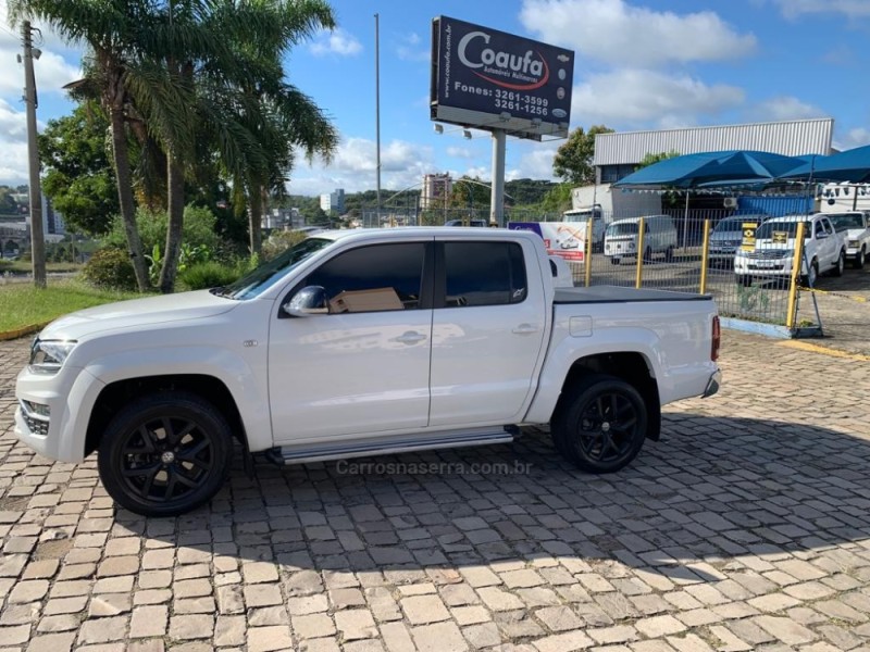 AMAROK 3.0 V6 TDI HIGHLINE CD DIESEL 4MOTION AUTOMÁTICO - 2019 - FARROUPILHA