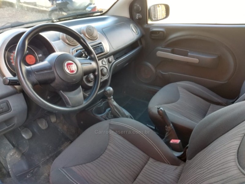 UNO 1.4 WAY 8V FLEX 2P MANUAL - 2012 - FARROUPILHA