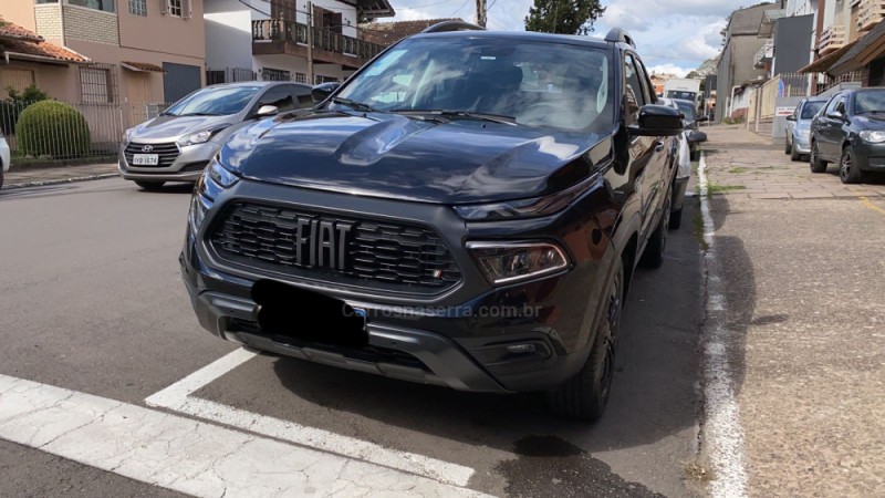 TORO 2.4 16V VOLCANO AT9 4X2 FLEX 4P AUTOMÁTICO