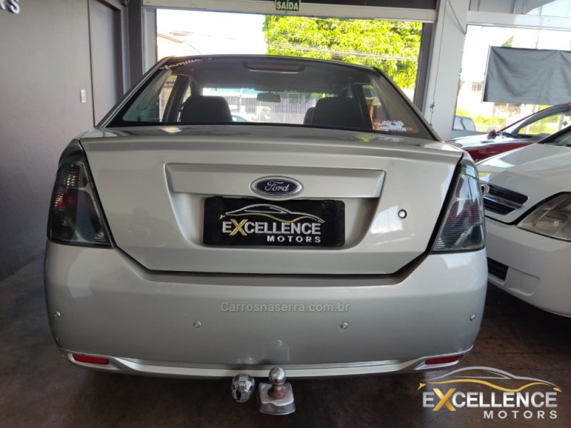 FIESTA 1.6 MPI CLASS SEDAN 8V FLEX 4P MANUAL - 2012 - NOVO HAMBURGO
