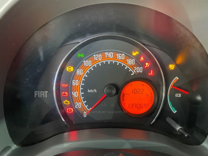 UNO 1.0 VIVACE 8V FLEX 2P MANUAL - 2014 - NOVA PRATA