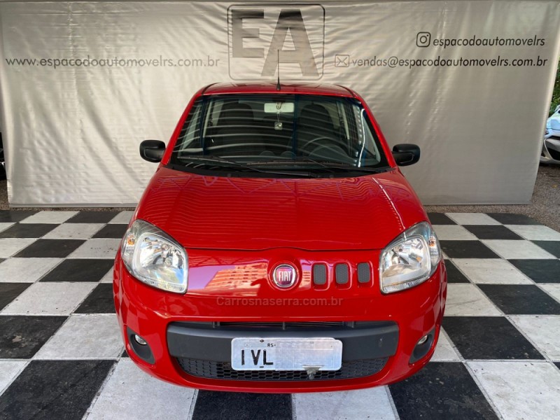 UNO 1.0 VIVACE 8V FLEX 2P MANUAL - 2014 - NOVA PRATA