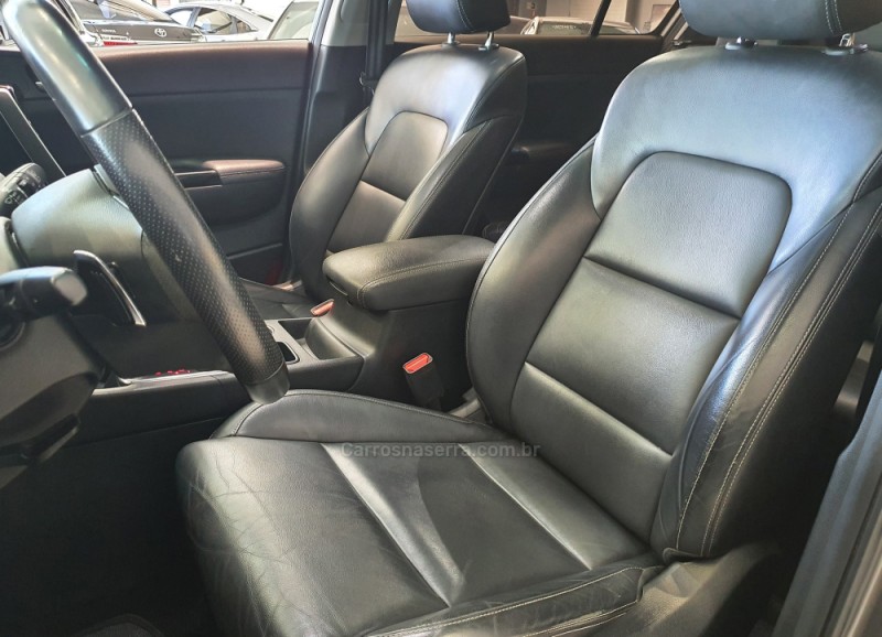 SPORTAGE 2.0 EX 4X2 16V FLEX 4P AUTOMÁTICO - 2018 - FARROUPILHA
