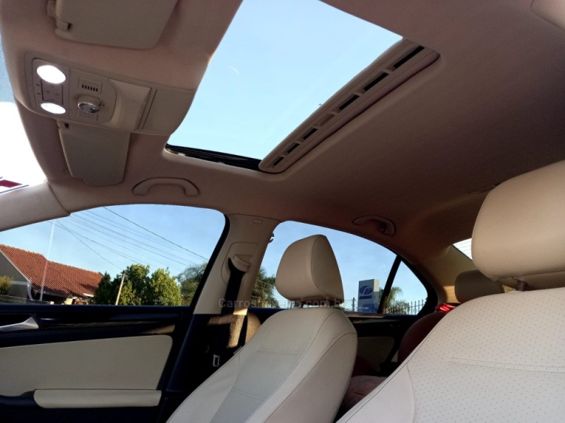 JETTA 2.0 COMFORTLINE FLEX 4P TIPTRONIC - 2013 - SãO SEBASTIãO DO CAí