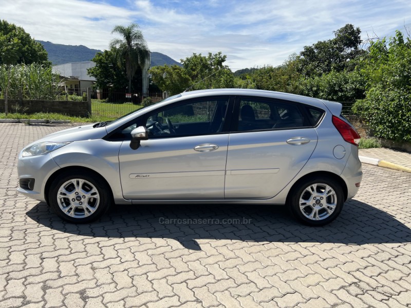 FIESTA 1.5 SE HATCH 16V FLEX 4P MANUAL - 2015 - NOVA HARTZ