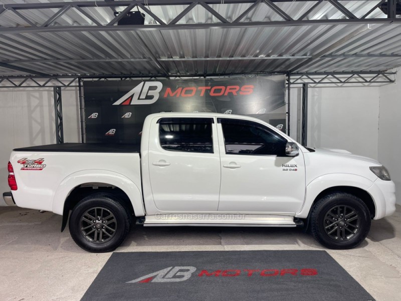 HILUX 3.0 SRV 4X4 CD 16V TURBO INTERCOOLER DIESEL 4P AUTOMÁTICO - 2013 - CAMPO BOM