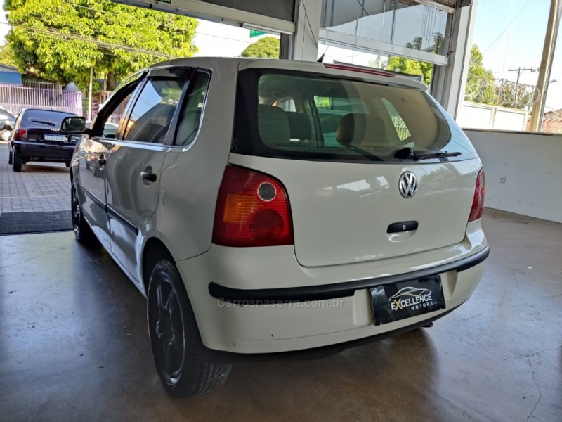 POLO 1.6 MI 8V GASOLINA 4P MANUAL - 2003 - NOVO HAMBURGO