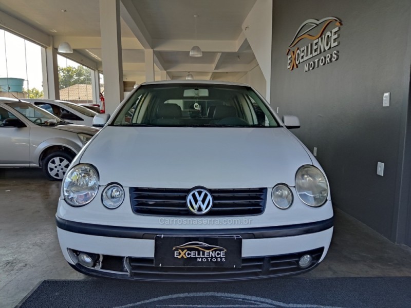 POLO 1.6 MI 8V GASOLINA 4P MANUAL - 2003 - NOVO HAMBURGO