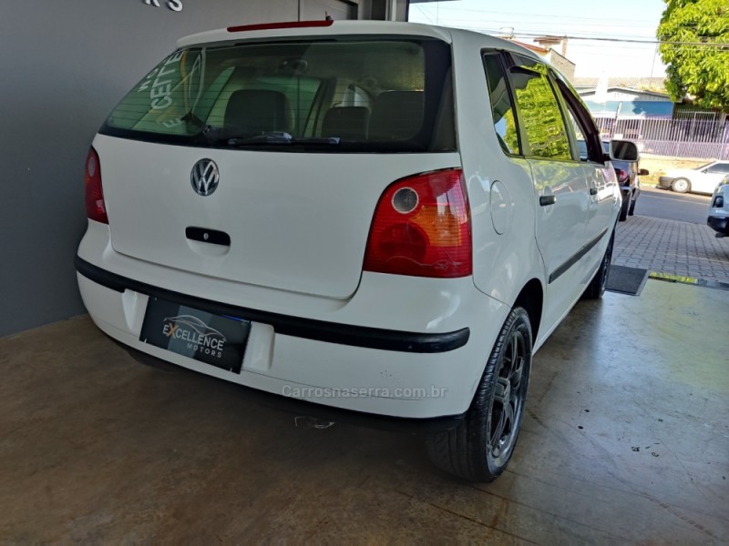 POLO 1.6 MI 8V GASOLINA 4P MANUAL - 2003 - NOVO HAMBURGO